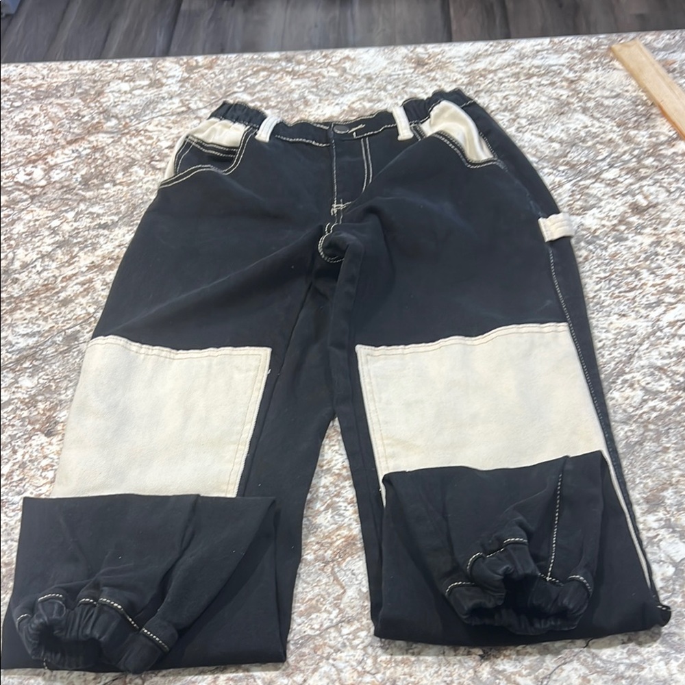 Rue21 Black and Cream Jeggings with Comfortable Fit